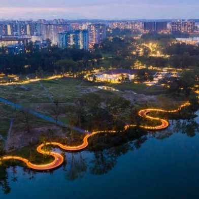 Network science-based analysis of urban green spaces in Singapore